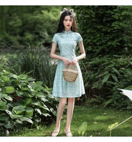 少女旗袍立領盤扣繡花中裙