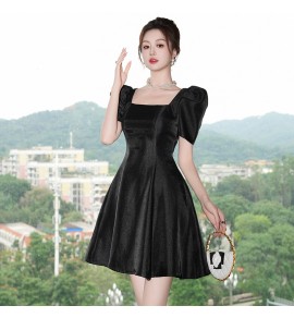 少女禮服裙方領泡泡袖A字裙