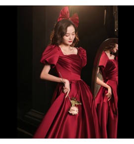 晚裝禮服方領泡泡袖連身裙
