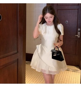 女裝禮服裙杏色圓領不規則裙