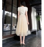 少女連身裙方領泡泡袖中長裙