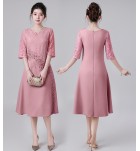 禮服裙蕾絲圓小V領中袖刺繡中長裙