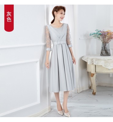 女裝禮服圓領蕾絲袖緞面中長連身裙