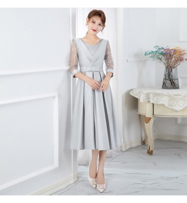 女裝禮服圓領蕾絲袖緞面中長連身裙